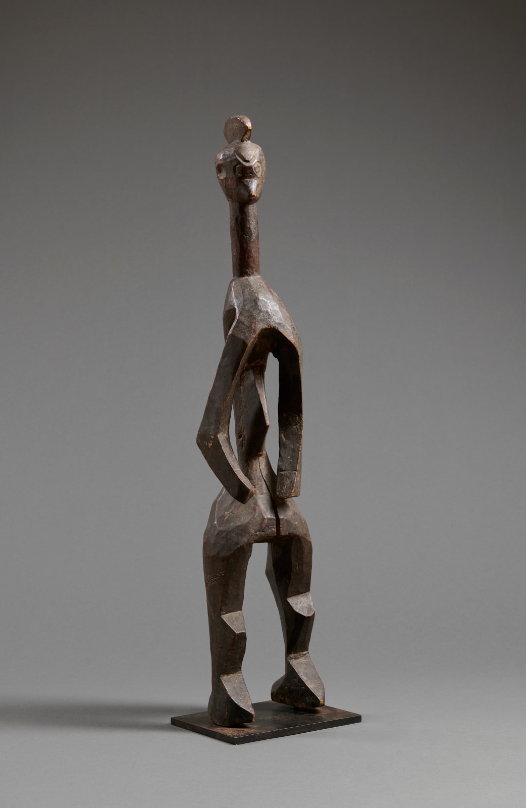MUMUYE ARTIST, Figure, Nigeria, late 19th-early 20th century