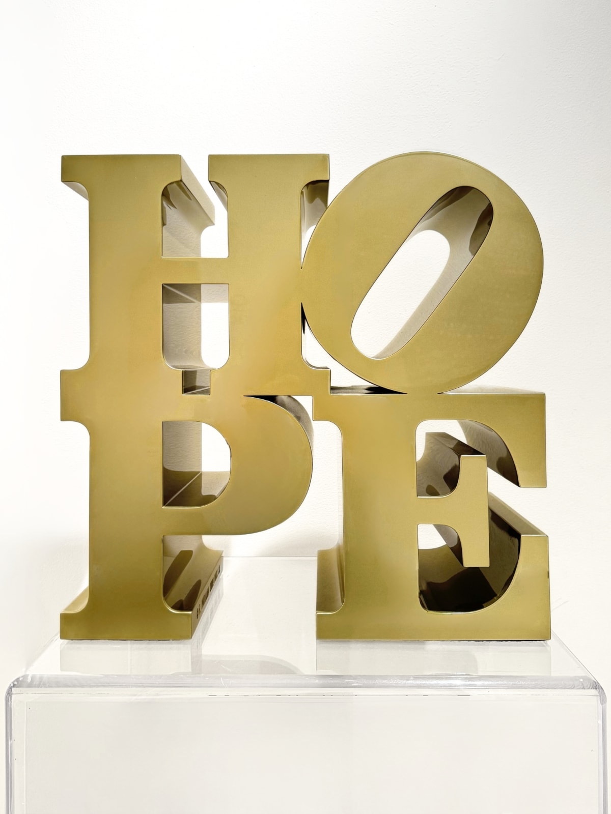 Robert Indiana, HOPE, gold, 2009