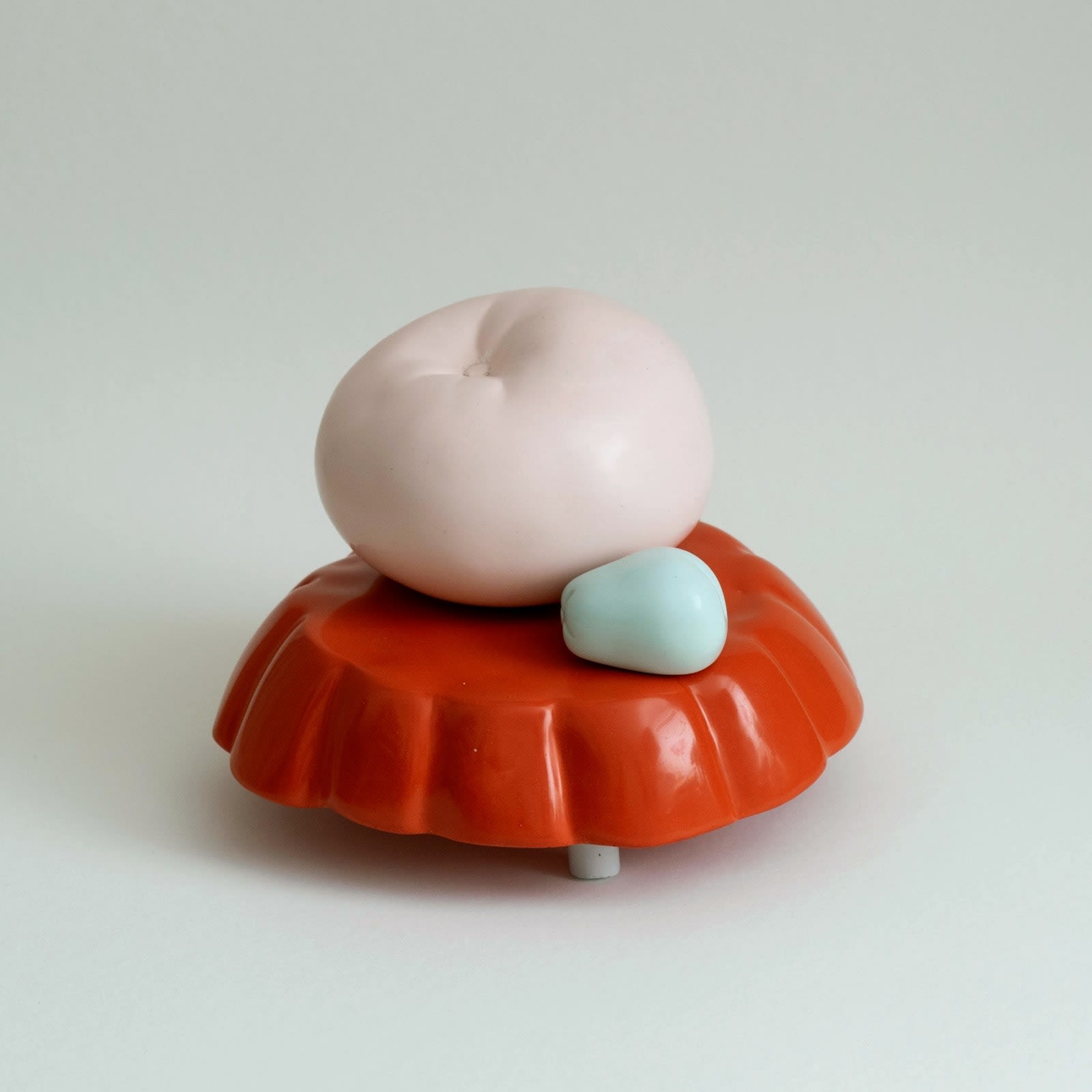 Zucker & Sperer, Arrangement no. 4 (After Botero) (Grapefruit, Apricot & Pear), 2025