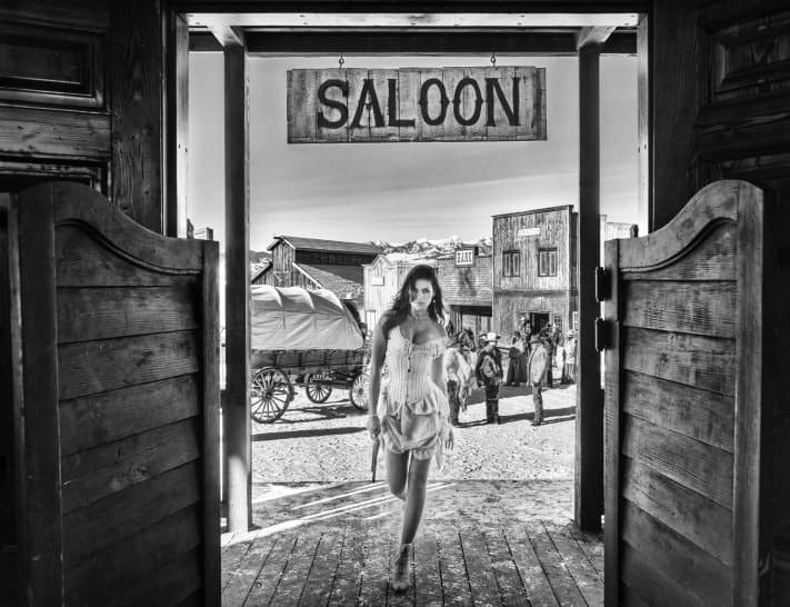 David Yarrow, The Girl with the Golden Gun