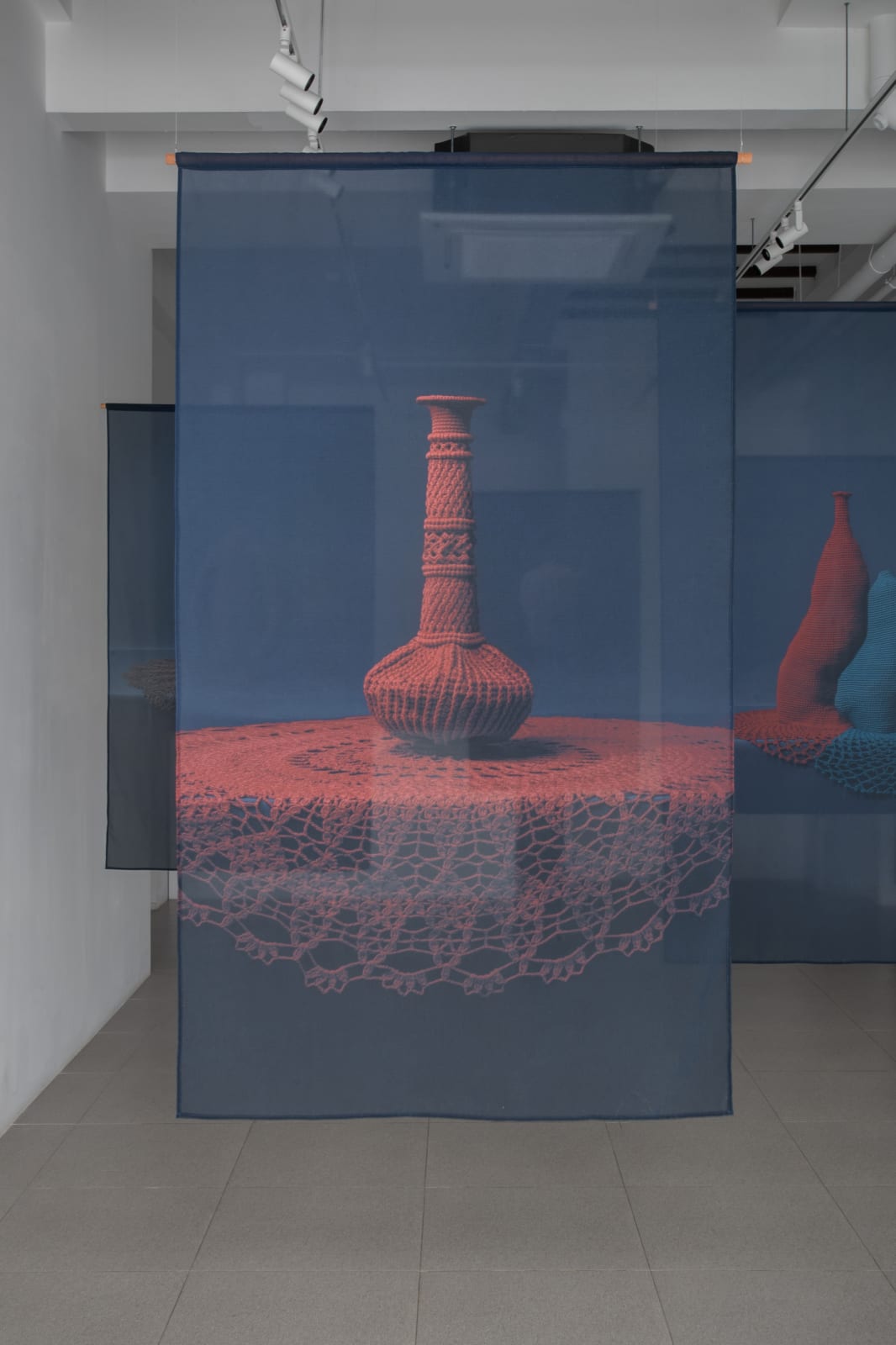 Kelly Limerick, Aloof, 2022