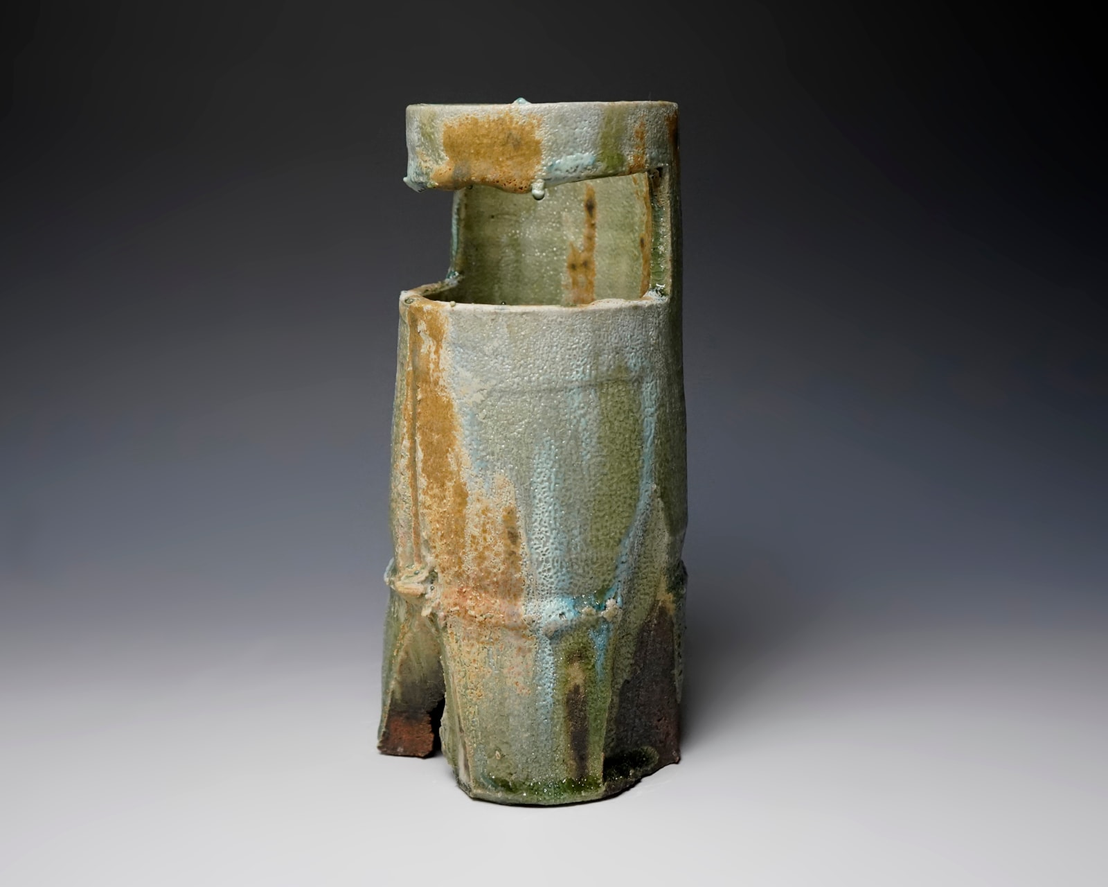 Hayashi Shotaro 林正太郎, Single-Cut Flower Jar with Ash Glaze 灰釉一重切 花生