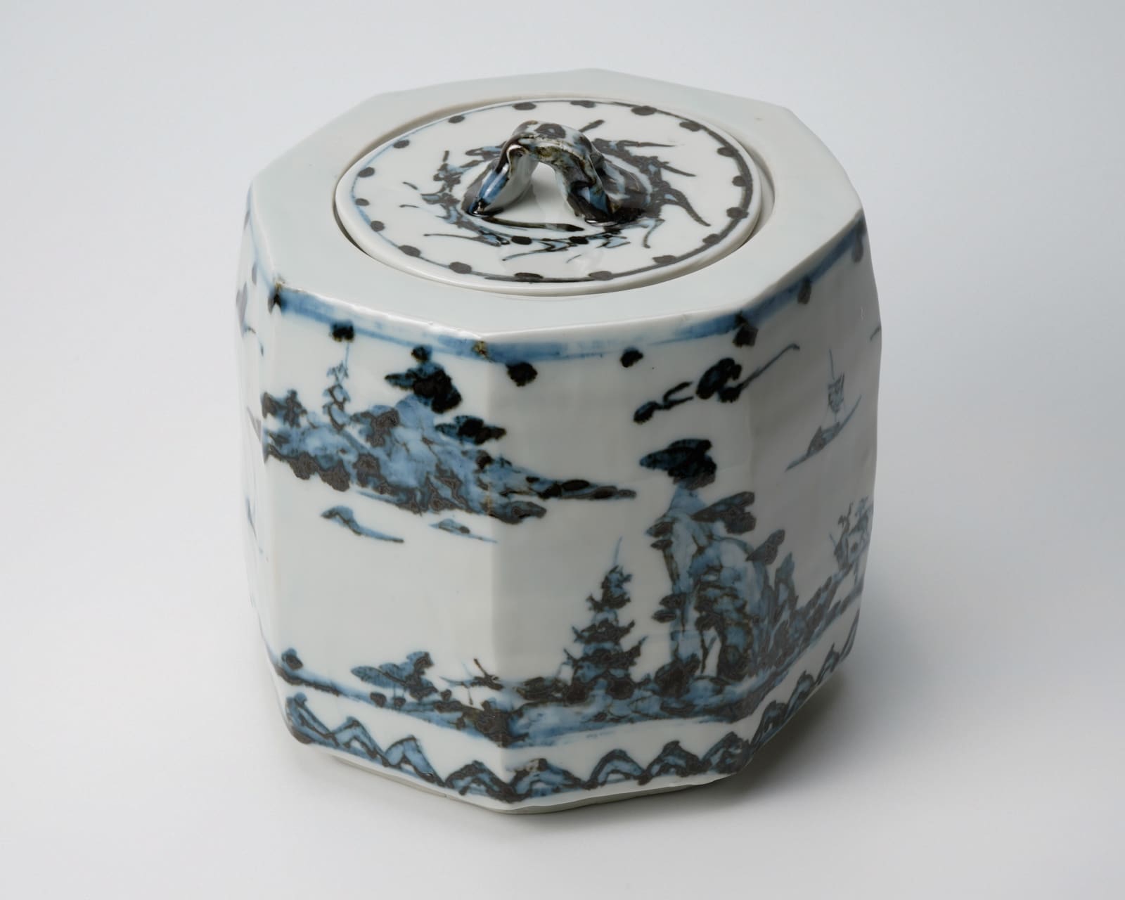 Tsuboshima Dohei 坪島 圡平, Sometsuke water jar with mountain and river landscape, 2005