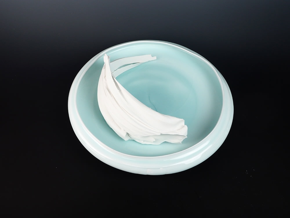 Kato Tsubusa 加藤委, Porcelain sculpture "Showashinzan-Moon" No.8
