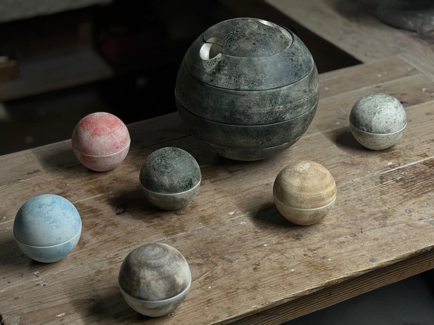 Terauchi Shinji 寺内信二, No.2 Small covered spherical bowl "Asteroid" 小惑星 珠型珍味, 2024