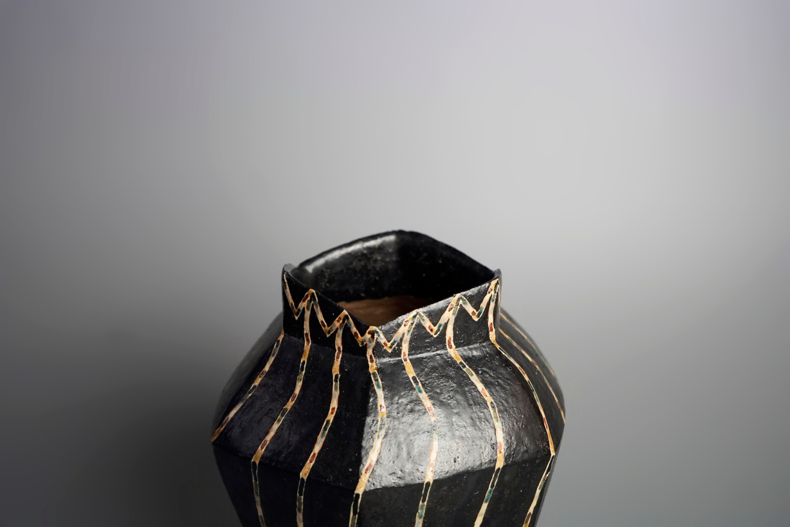Kamoda Taro 加守田太郎, Stripe Jar 角壺, 2000