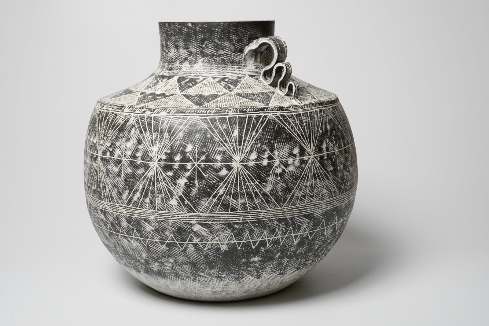 Yasuhara Kimei 安原喜明, Flower Large Vase 花生 炻器