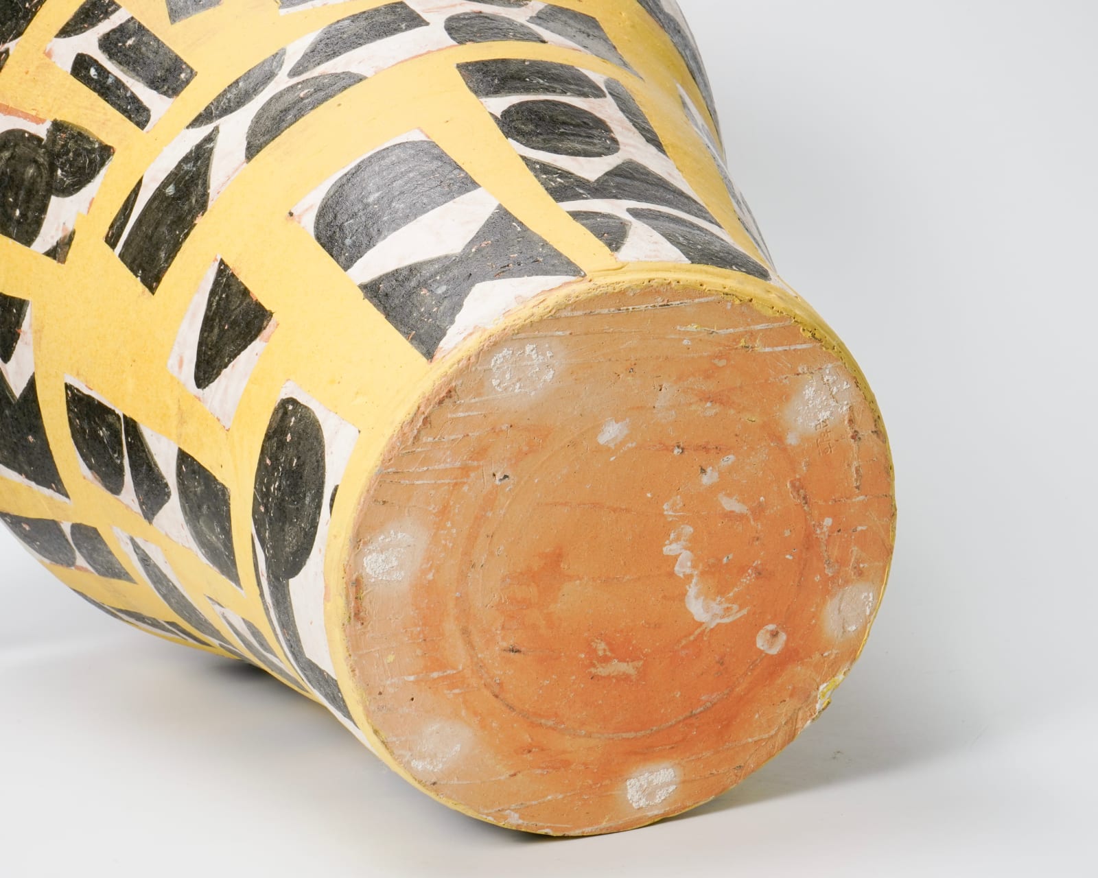 Kim Hono 金憲鎬, Yellow Jar 1 壺