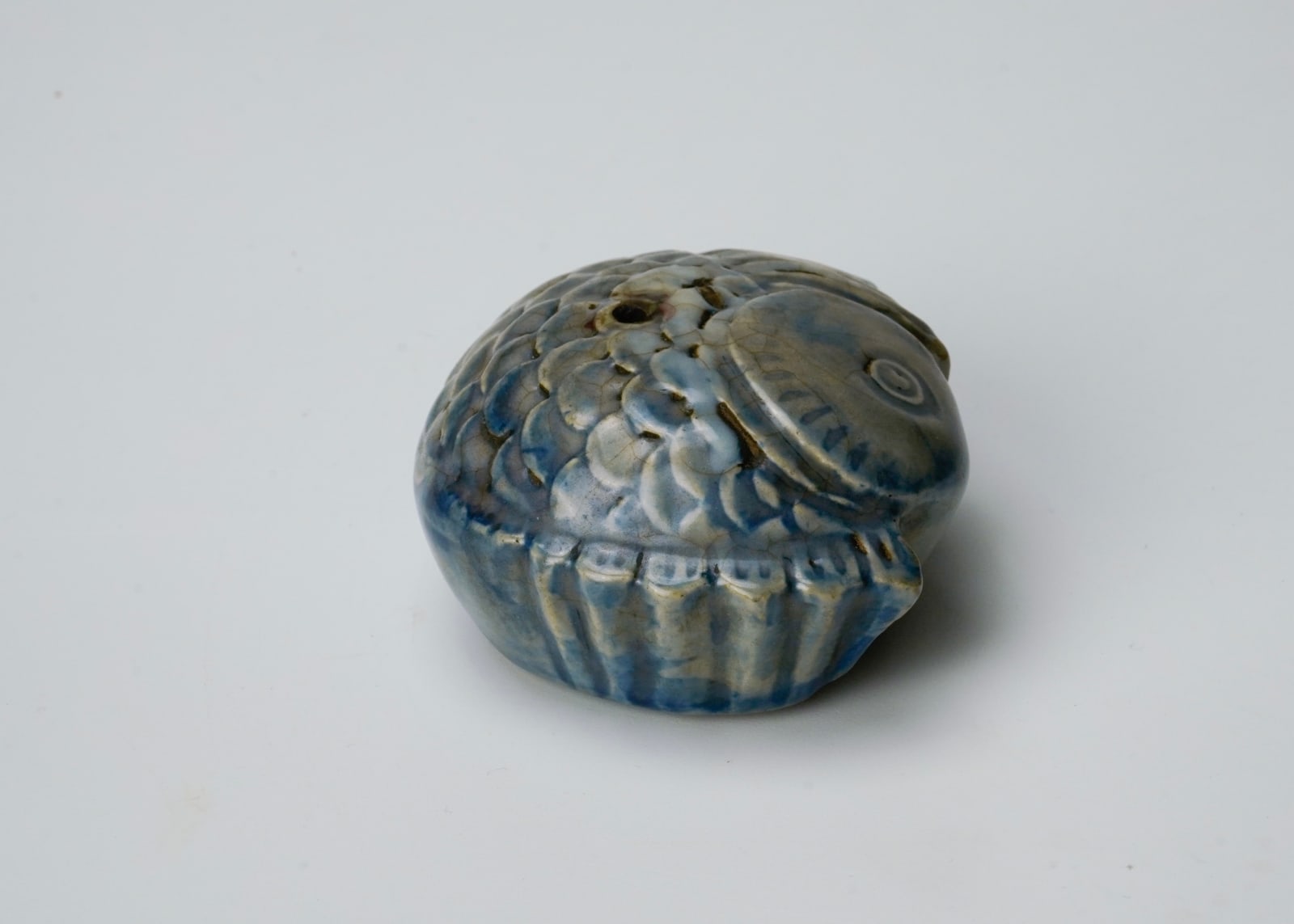 Water dropper in the shape of a fish, Late 19th century