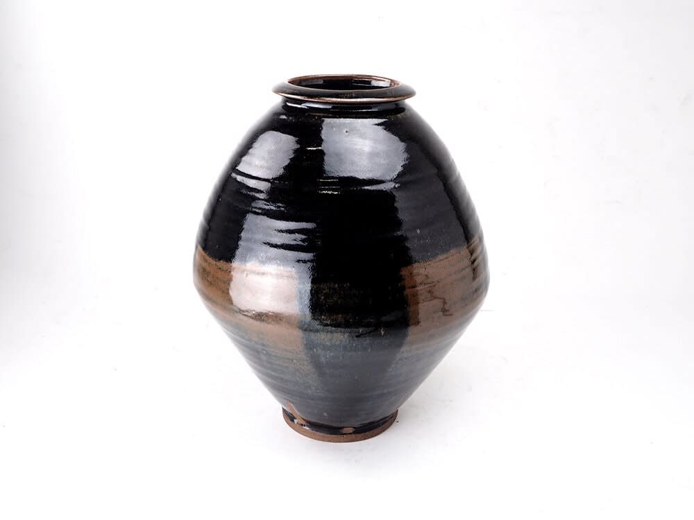 Nakazato Takashi 中里隆, Large Tenmoku Glazed Jar 天目釉壺