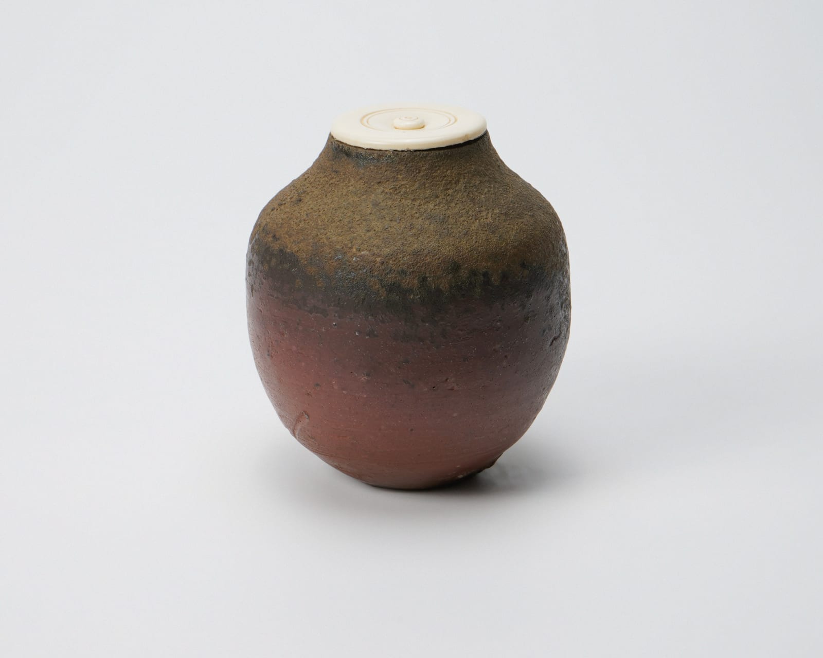 Fujiwara Yu 藤原雄, Bizen tea caddy 備前茶入