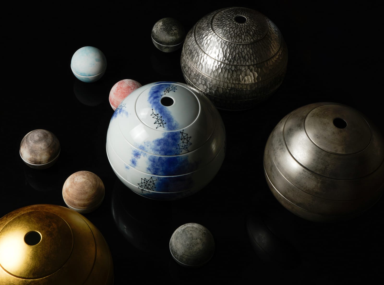 Terauchi Shinji 寺内信二, No.3 Small covered spherical bowl "Asteroid" 小惑星 珠型珍味, 2024