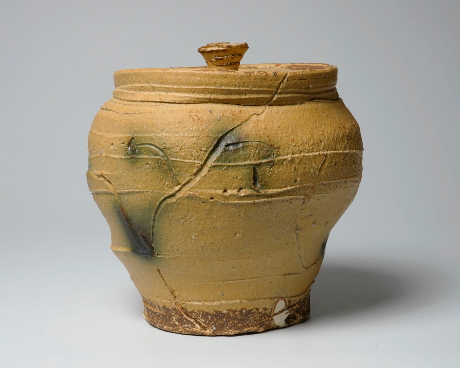 Yamada Kazu 山田和, Kiseto water jar 黄瀬戸水指, 2000's