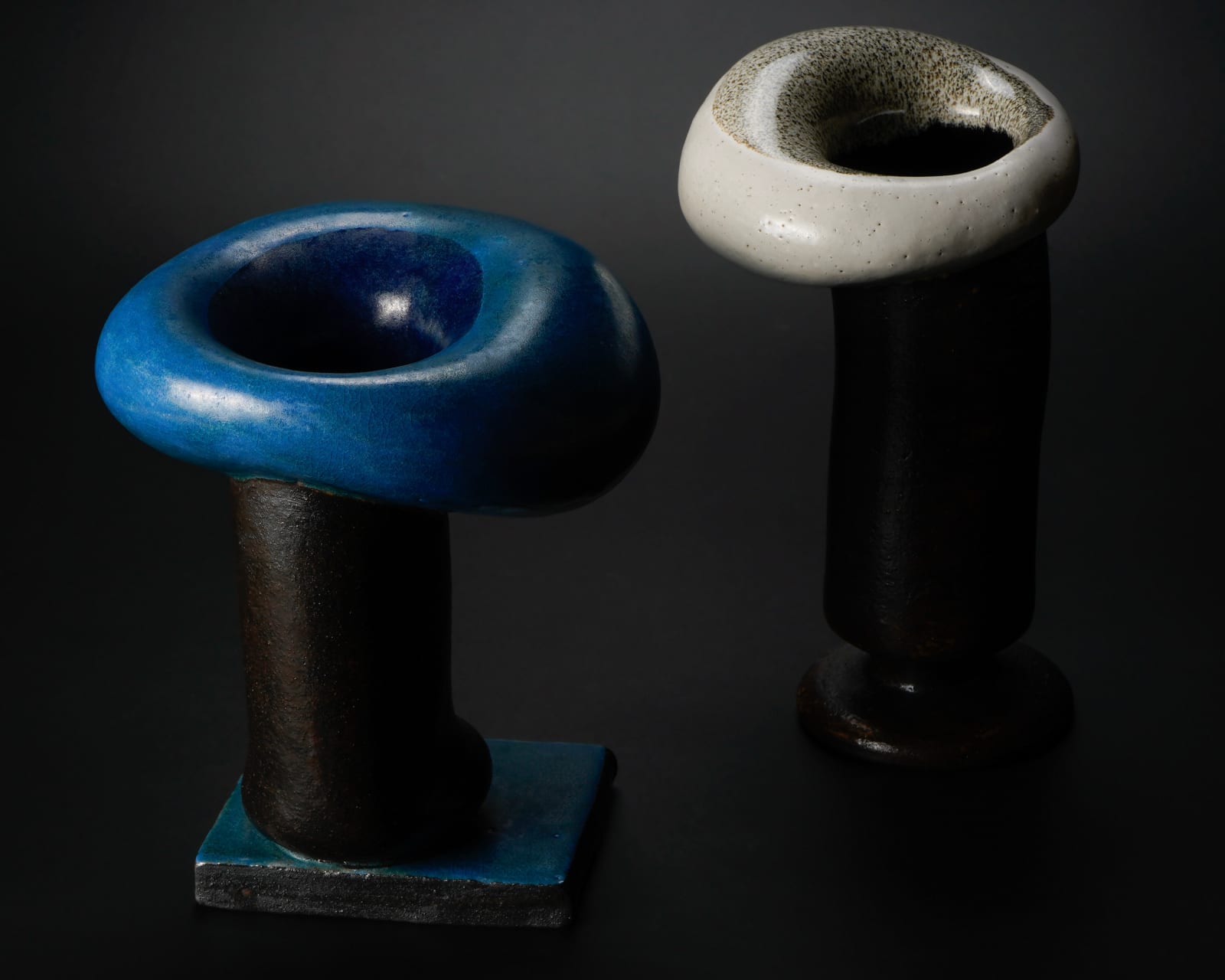 Yanagihara Mutsuo 柳原睦夫, Tubular flower vase with azure glaze 碧釉筒花入, 2014