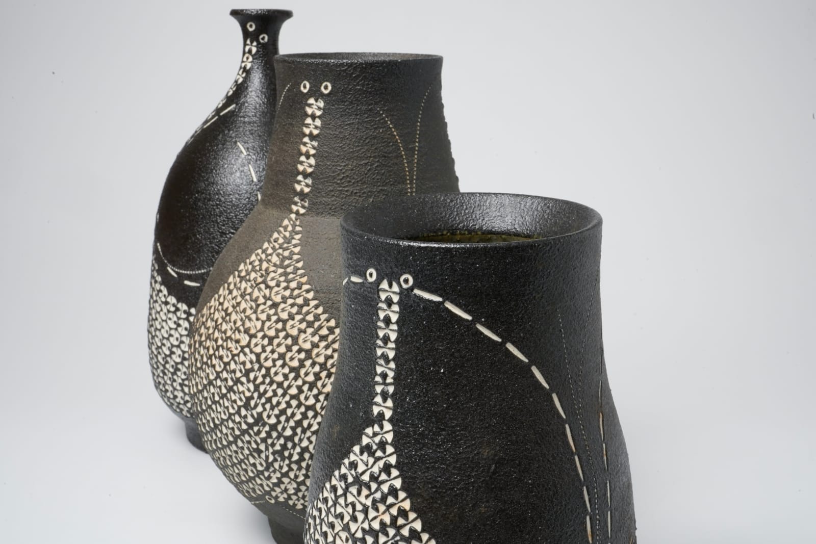 Kondo Yutaka 近藤豊, Flower Vase with Slip Stencil
