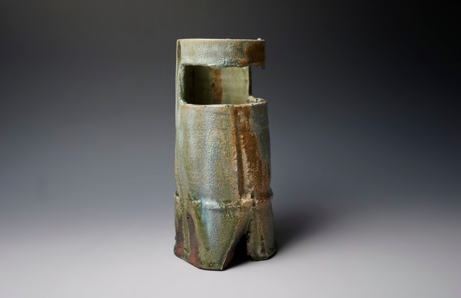 Hayashi Shotaro 林正太郎, Single-Cut Flower Jar with Ash Glaze 灰釉一重切 花生