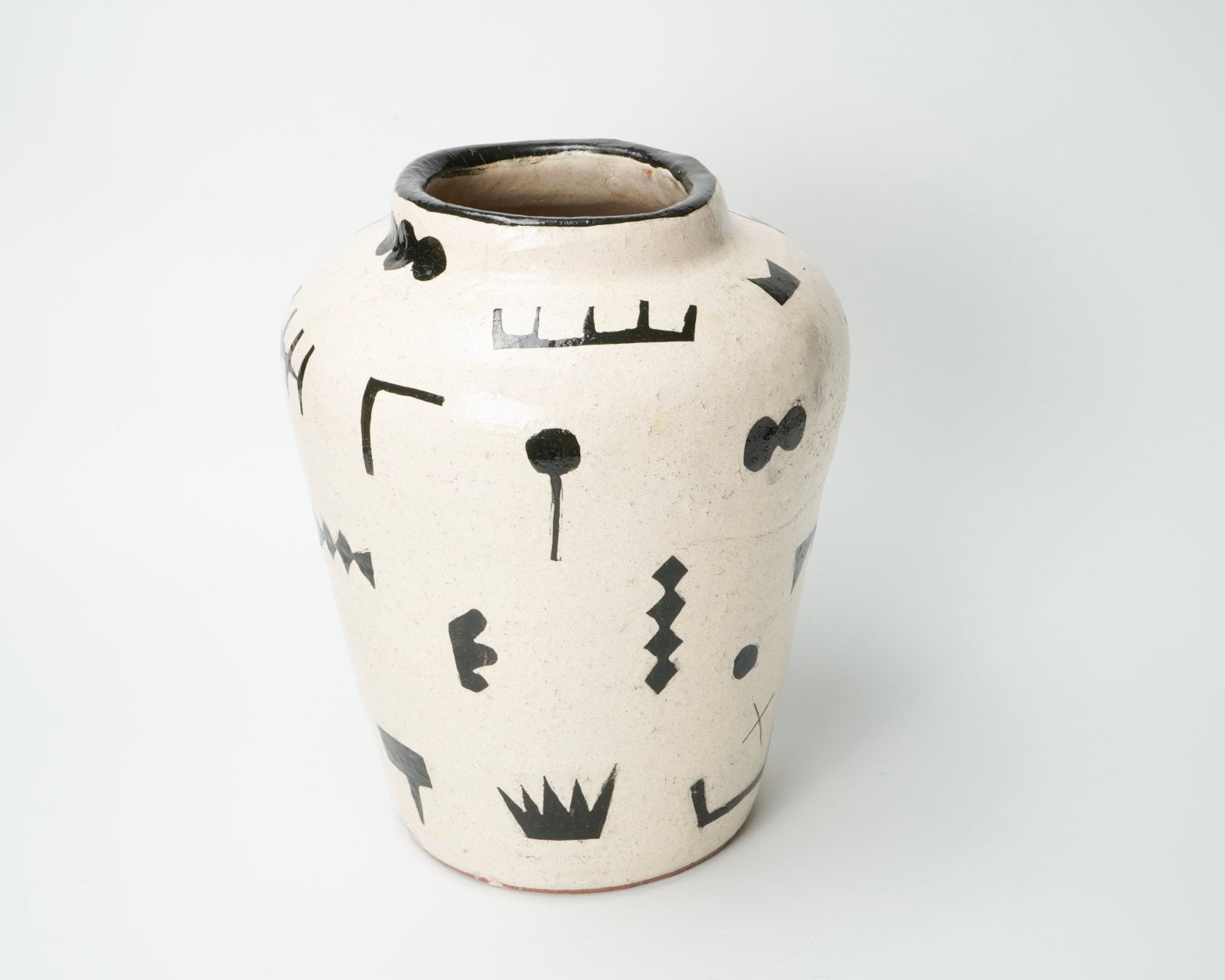 Kim Hono 金憲鎬, White Jar 4 壺