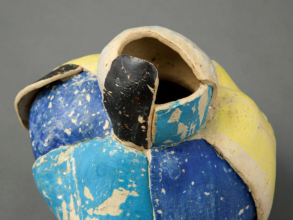 Kim Hono 金憲鎬, Jar Yellow and Blue, 2017