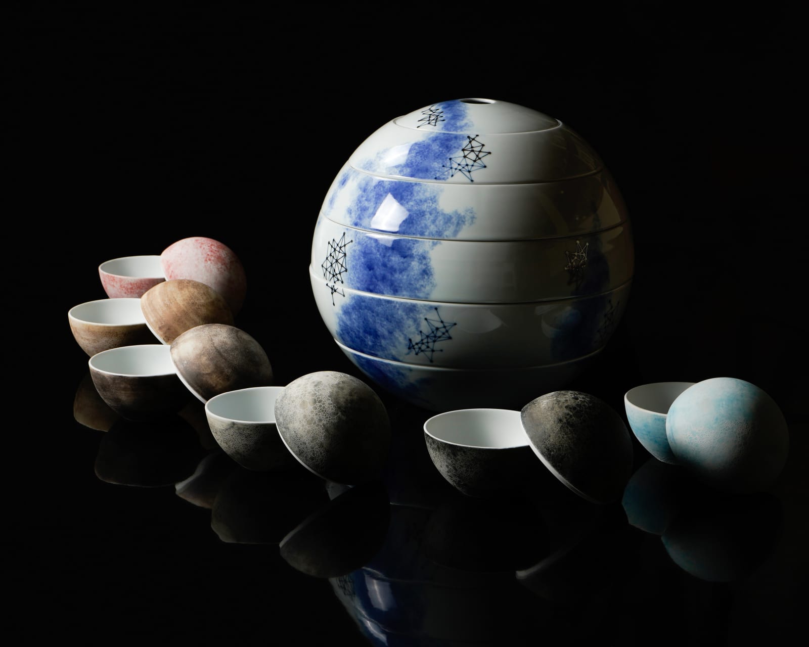 Terauchi Shinji 寺内信二, No.4 Small covered spherical bowl "Asteroid" 小惑星 珠型珍味, 2024