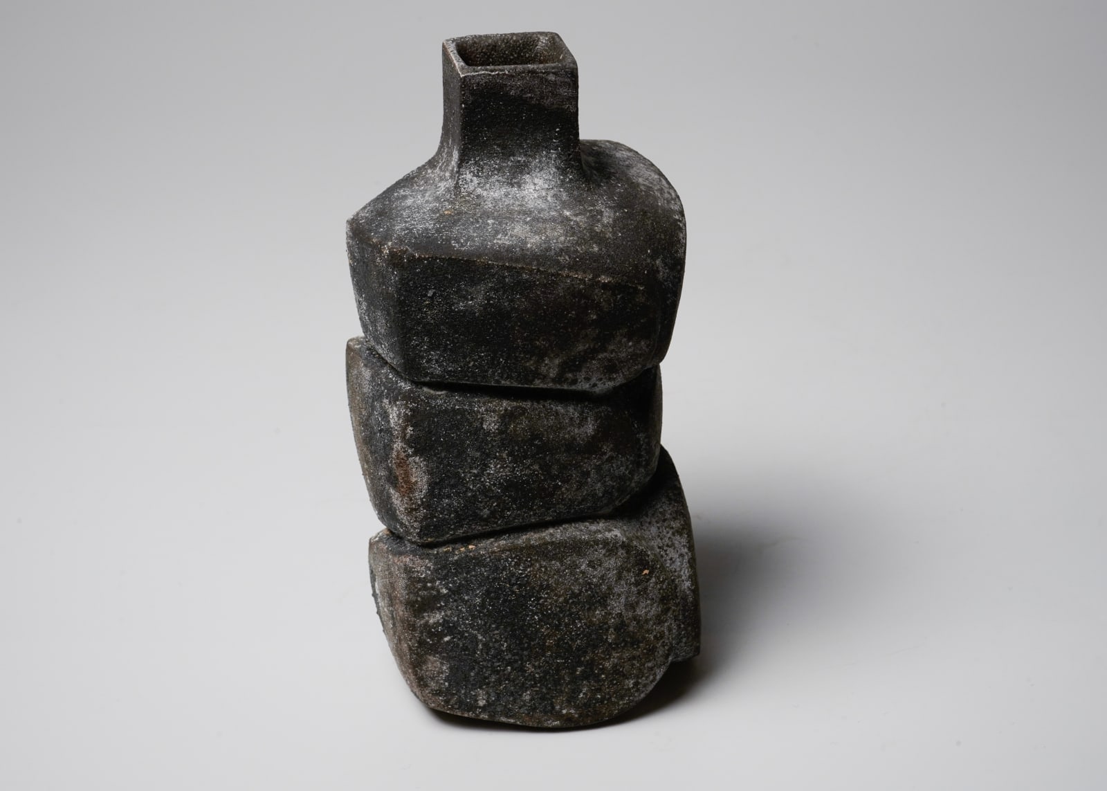 Koinuma Michio 肥沼美智雄, Sake Bottle 徳利