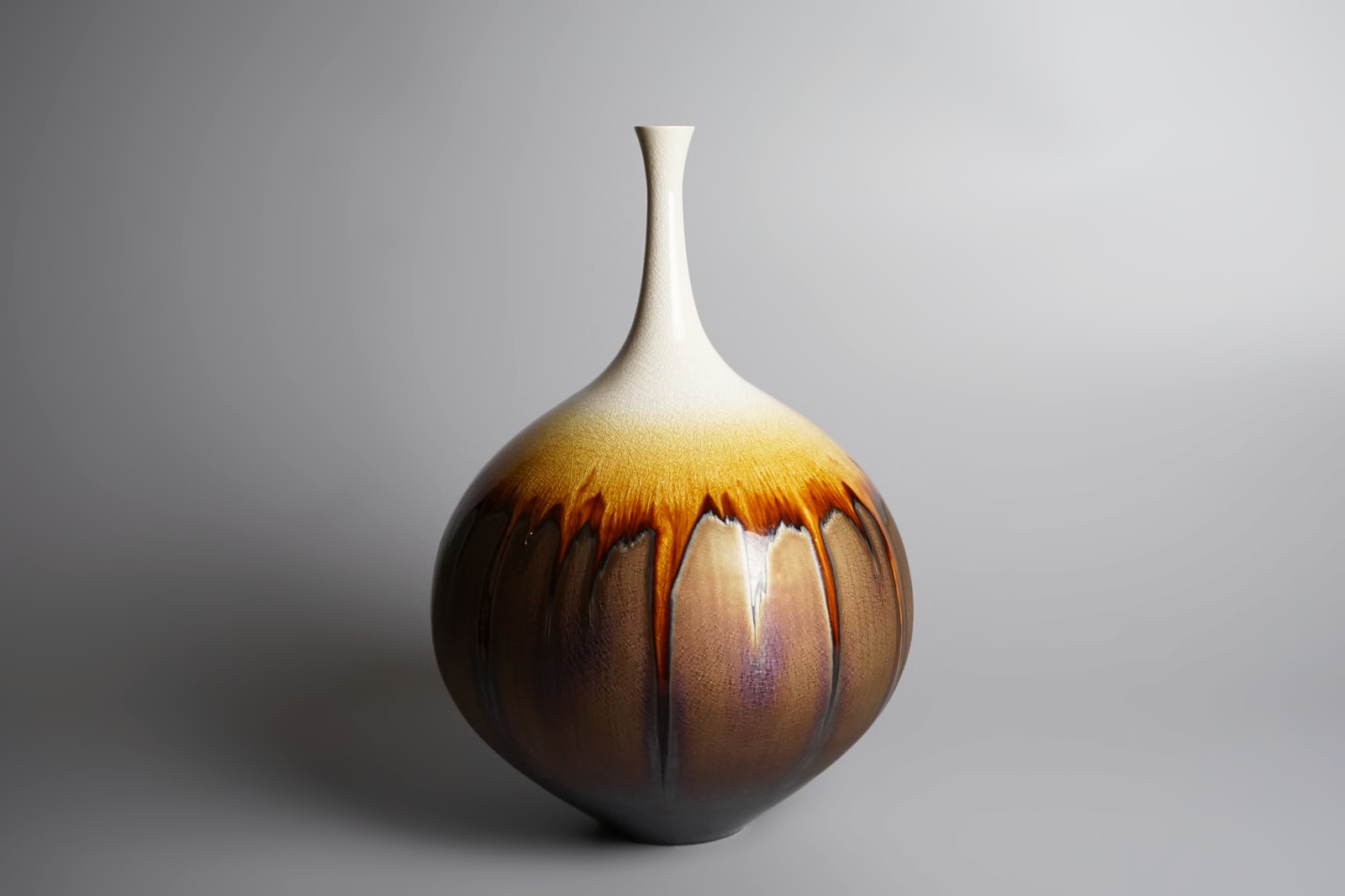 Miyamura Hideaki 宮村 秀明, Snow Cup with Gold Glaze