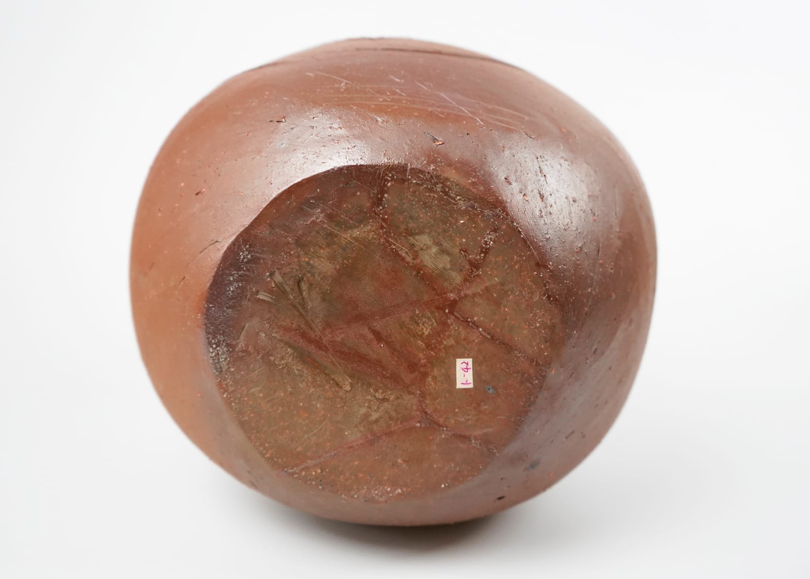 Fujiwara Yu 藤原雄, Bizen Tokkuri Shaped Bottle With Grass Incision 備前擂座線文扁徳利