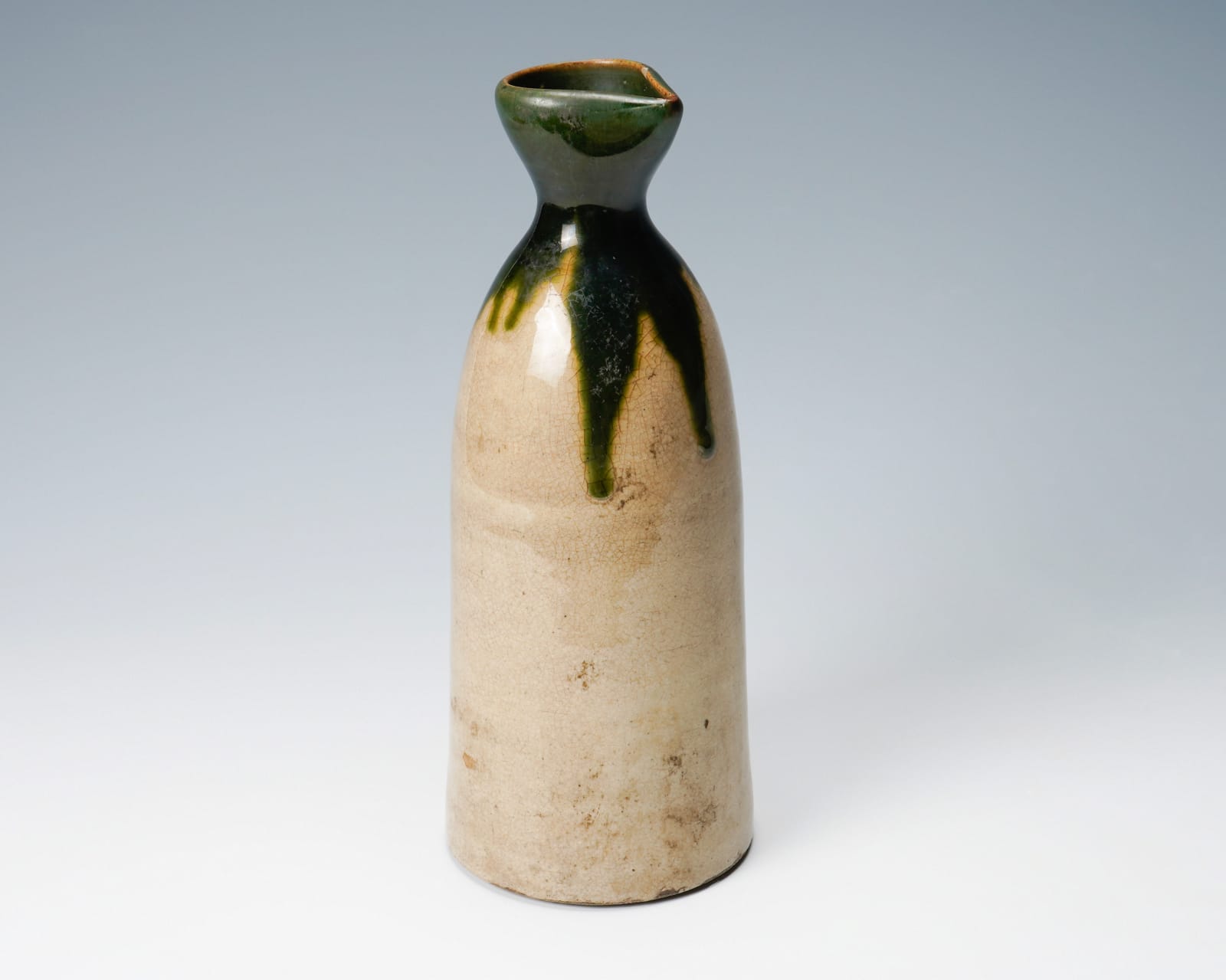 人気特価 green with bottle sake Seto E Small glaze 緑釉流し 瀬戸徳利 工芸品