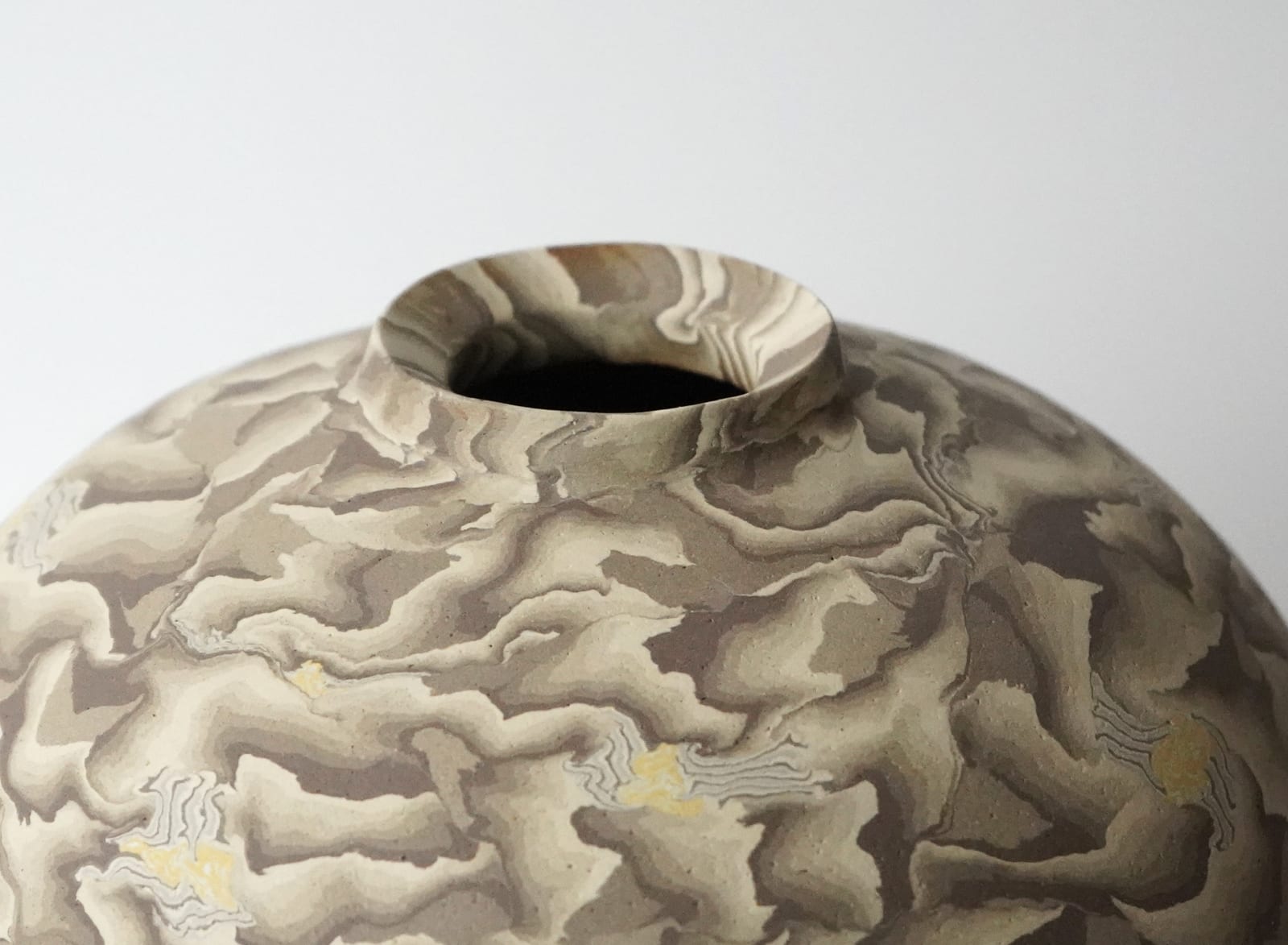 Matsui Kosei 松井康成, Jar, Neriage, Glaze Marbleized 練上壺, 1986