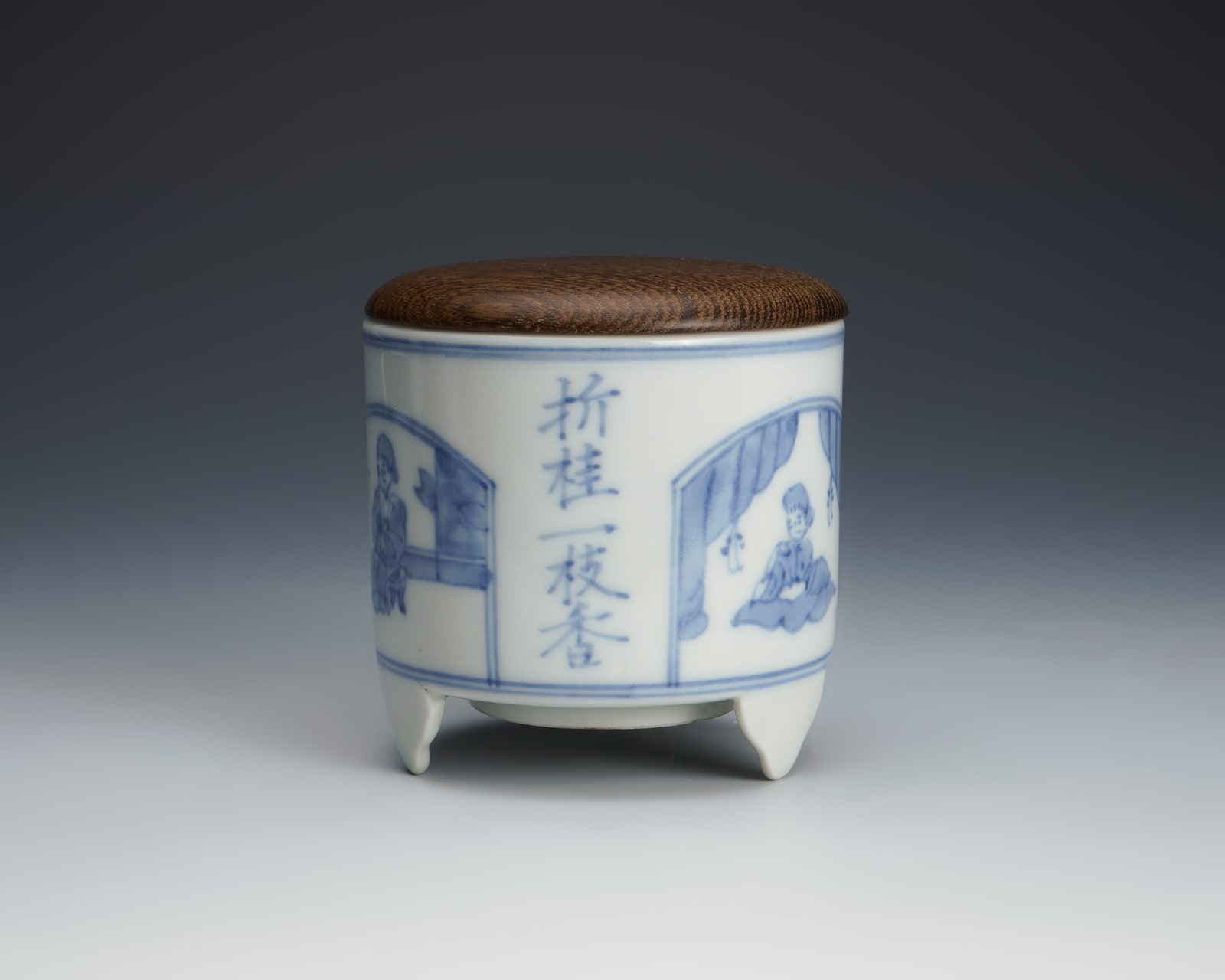 Hachiya Sōyu 蜂谷宗由, Sometsuke incense burner, set of two