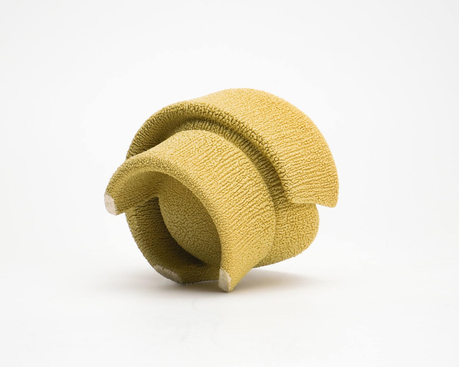 Matsutani Fumio 松谷文生, No.12 Ō Kei (Yellow) Sake cup, 2025