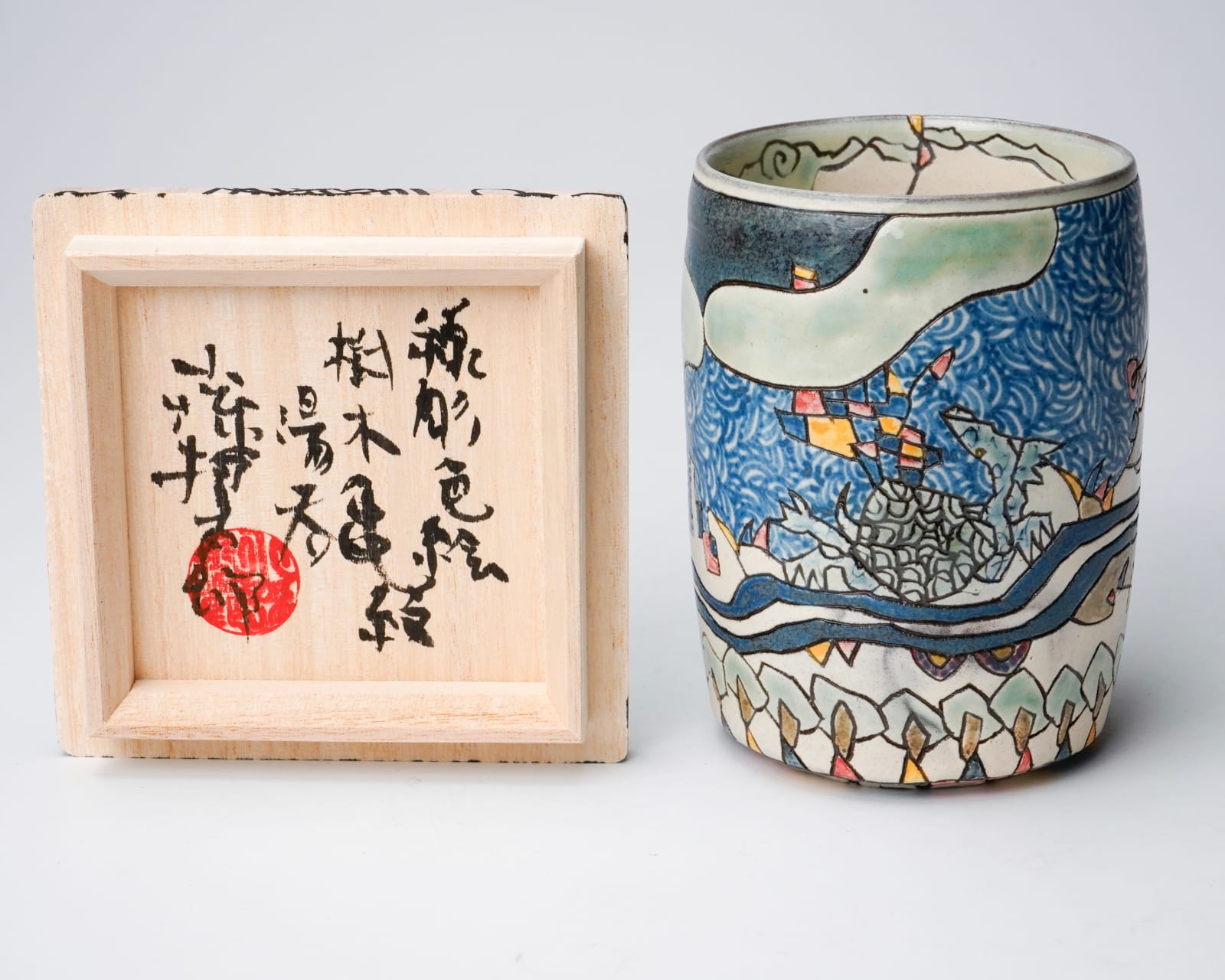KOMAGO Tetsutarou 小孫哲太郎, No.26 Polychrome Yunomi with