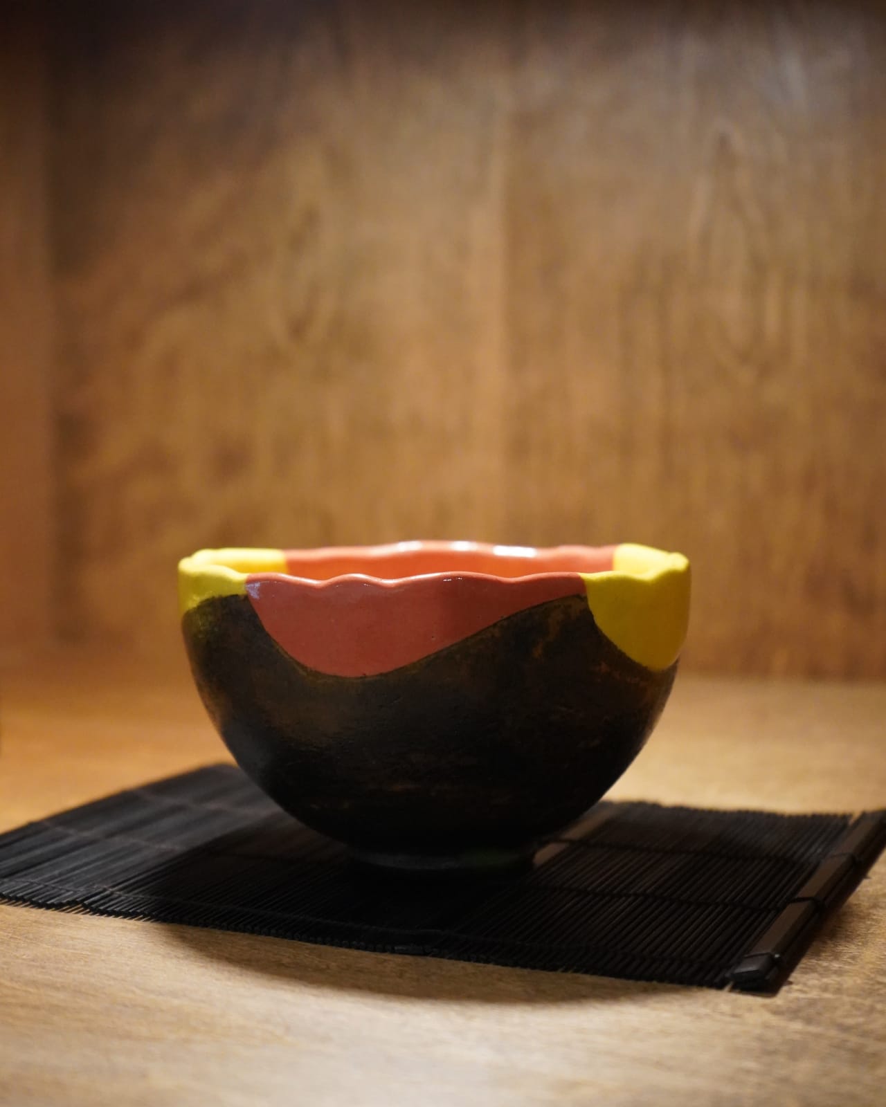 Yanagihara Mutsuo 柳原睦夫, Red Oribe tea bowl, 1991