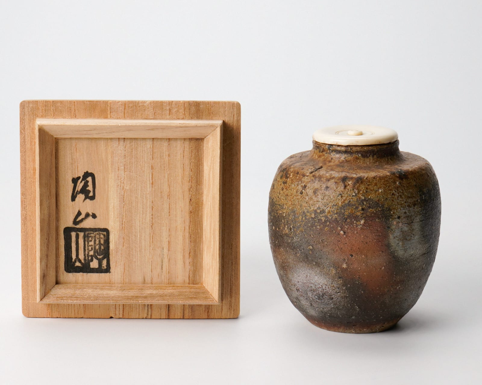 Mori Tozan 森陶山, Bizen tea caddy