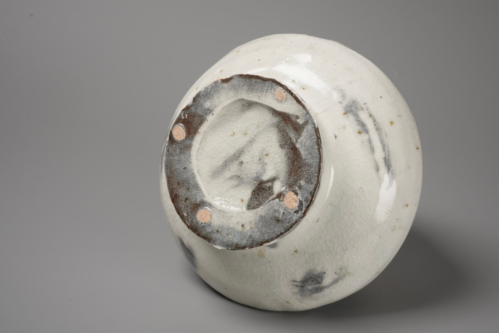 Kondo Seiko 近藤 精宏, Kohiki Jar with Transparent Glaze 粉引扁壺