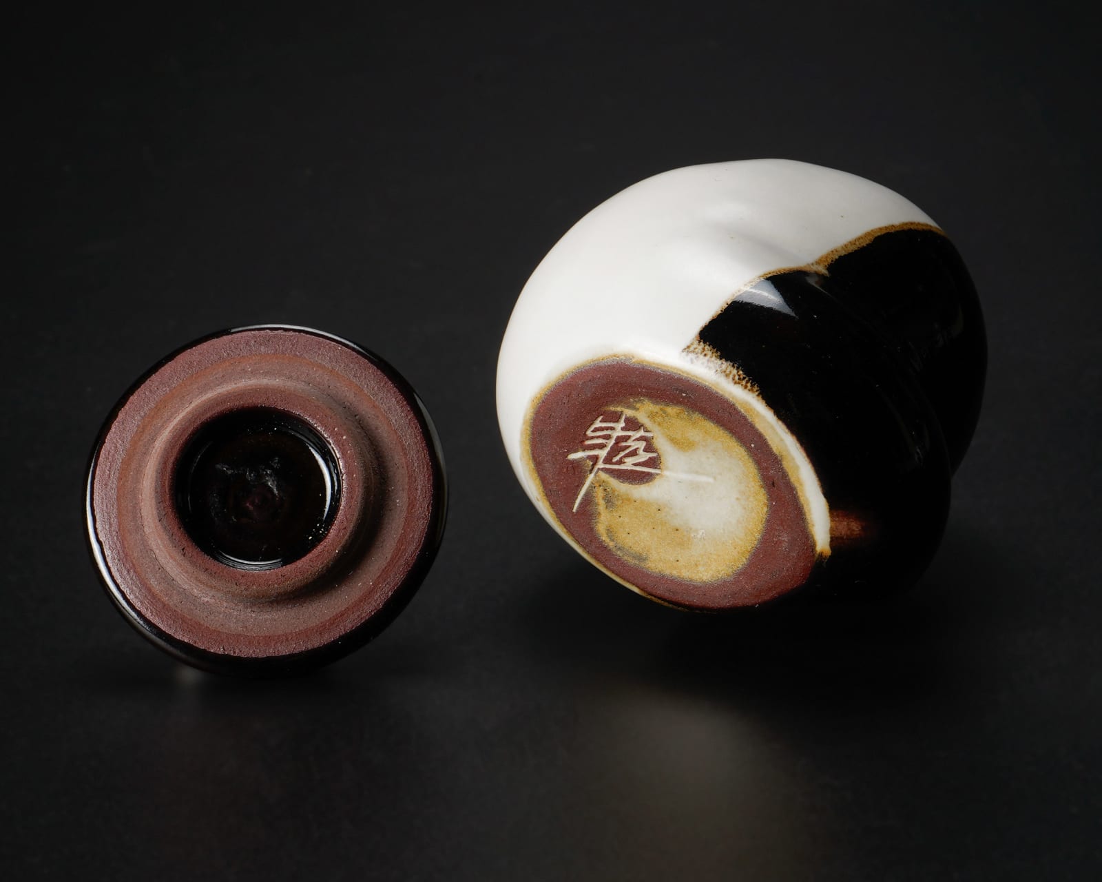 Yanagihara Mutsuo 柳原睦夫, "Eggplant" (tea caddy with white glaze) 白釉蓋器, 2010-2013
