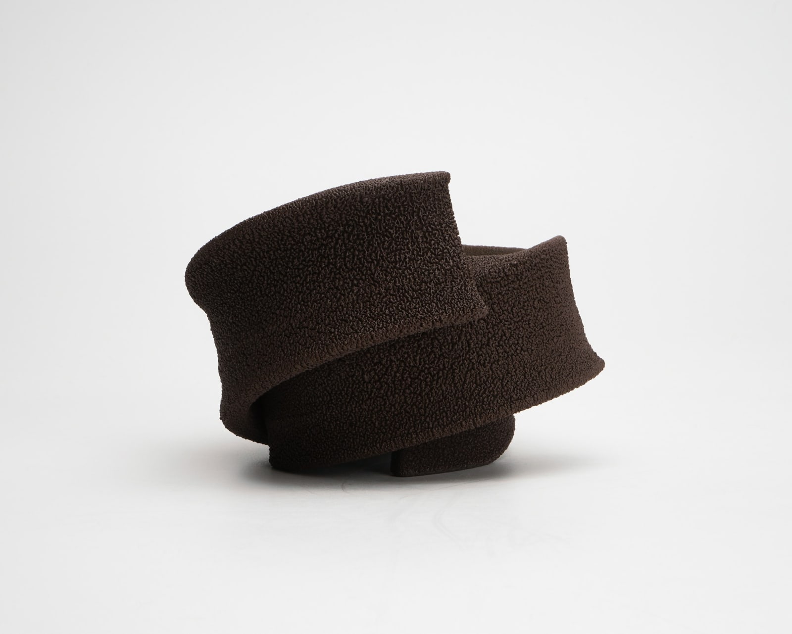 Matsutani Fumio 松谷文生, No.6 Kachi Kei (Brown) Sake cup, 2025