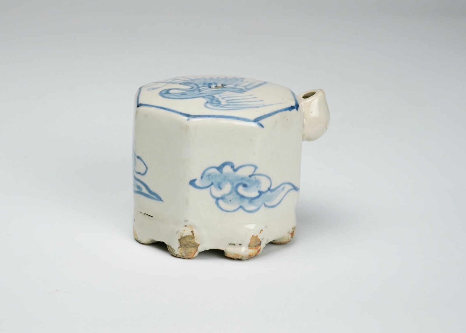 Water dropper with bird and cloud drawing, Joseon dynasty