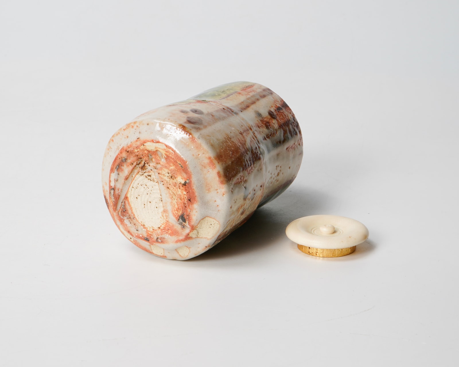 Nagae Koshi 永江港史, Oribe tea caddy 織部茶入