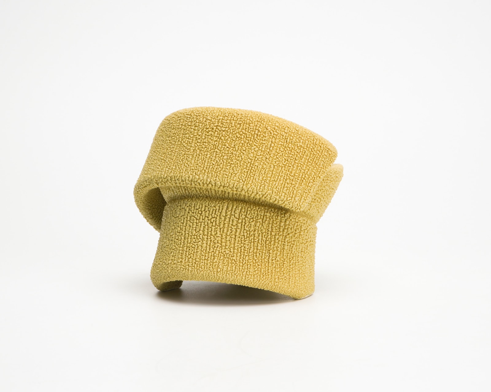 Matsutani Fumio 松谷文生, No.12 Ō Kei (Yellow) Sake cup, 2025