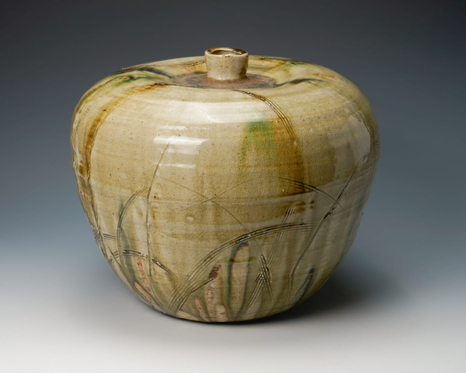 Tsuboshima Dohei 坪島 圡平, Large jar with ash glaze and comb-mark decoration, 1990's