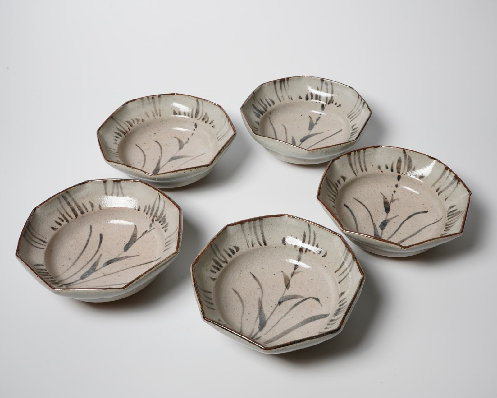 Arimitsu Takechika 有光武元, Set of 5 Octagonal Karatsu Mukozuke Dishes