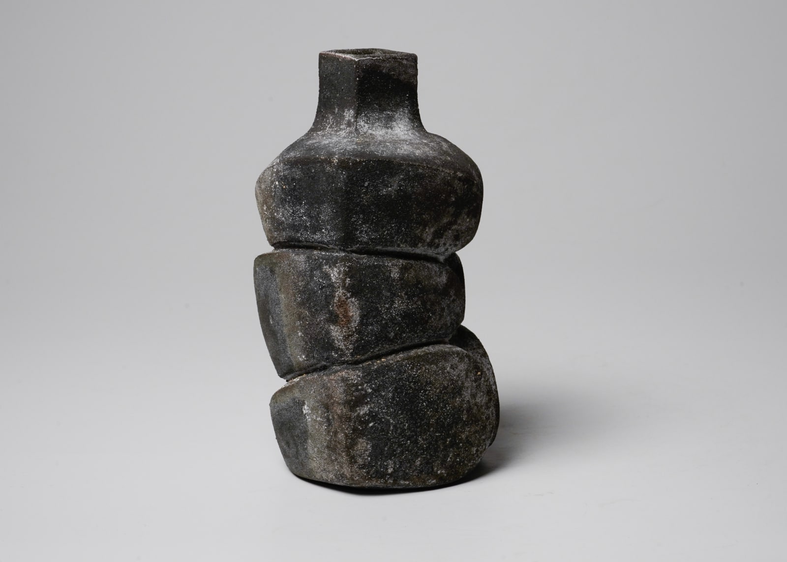 Koinuma Michio 肥沼美智雄, Sake Bottle 徳利