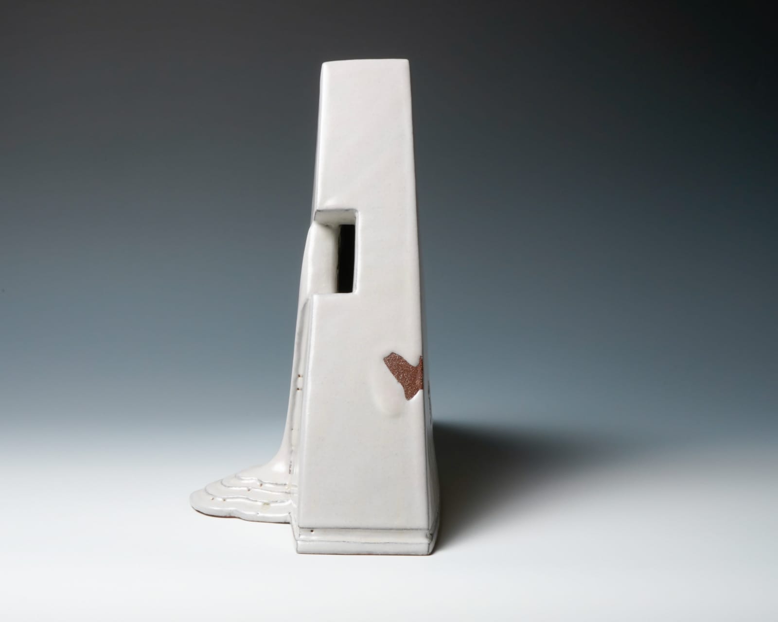 Miwa Ryosaku 三輪龍作, Hagi White Glazed Sculpture "LOVE" (Triangle), 1993