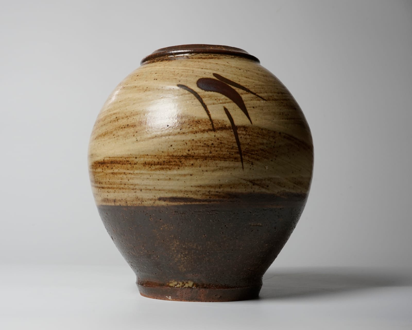Shimaoka Tatsuzo 島岡達三, Hakeme jar with iron bamboo leaf impression, 1966