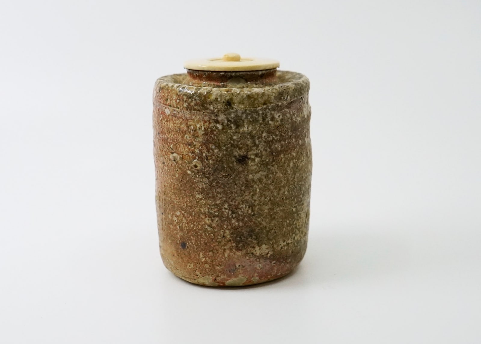 UEDA Naokata Ⅴ 五代 上田直方, Shigaraki Tea Caddy 信楽茶入