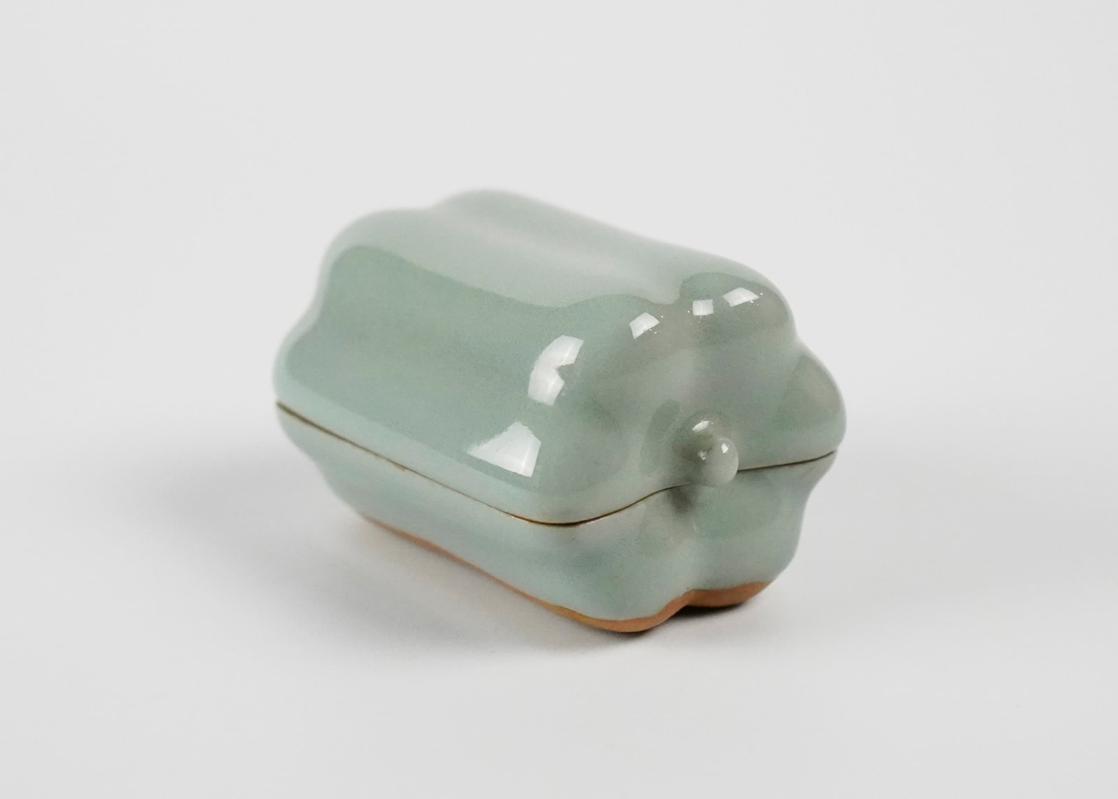 SUWA Sozan 諏訪蘇山, Gourd Incense Container 瓜形香合