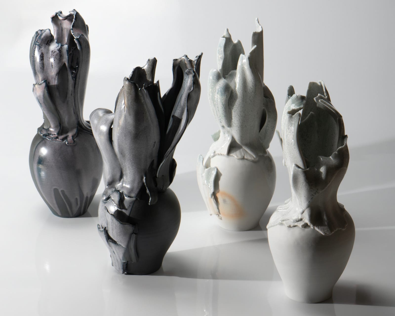 Kato Mami 加藤真美, No. 3 Frost glazed flower vase "Kishibe," black, 2023