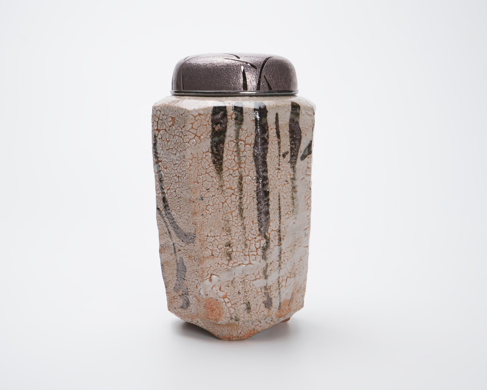 Nishioka Koju 西岡小十, E Karatsu faceted incense burner