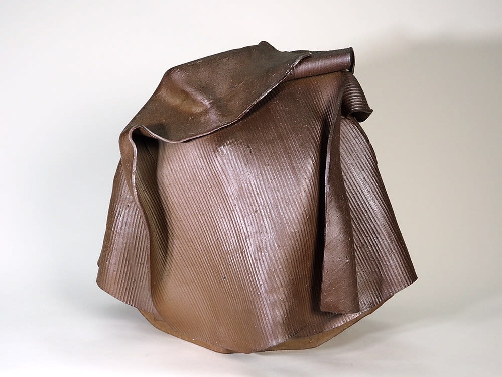 Kaneshige Kosuke 金重晃介, Bizen Sculpture "Saint’s Garment" No.5, 2004
