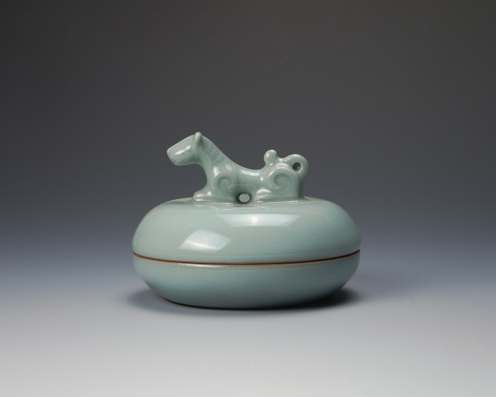 SUWA Sozan Ⅲ 三代 諏訪 蘇山, Zodiac Incense container: Tiger